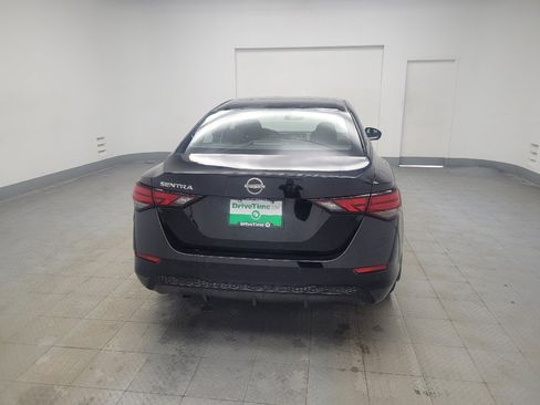 Used 2025 Nissan Sentra S image 7