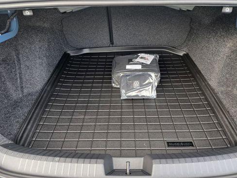 New 2026 Volkswagen Jetta SE image 27