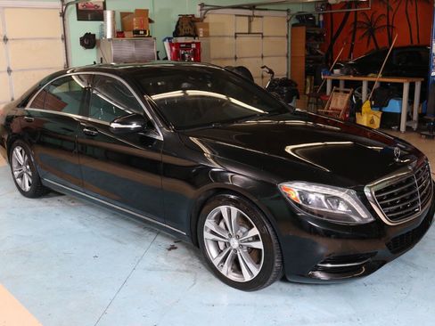 Used 2016 Mercedes-Benz S 550 4MATIC Sedan w/ Premium Package image 2
