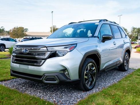 Certified 2025 Subaru Forester Limited w/ Popular Package #2 image 11