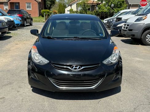 Used 2013 Hyundai Elantra GLS w/ Preferred Pkg FWD image 2