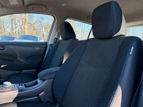 Used 2015 Nissan Leaf S w/ Charge Package image 15