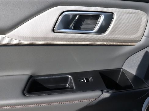 New 2026 Ford Explorer Active image 43