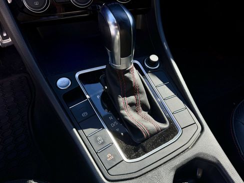 Used 2019 Volkswagen Jetta GLI Autobahn image 23