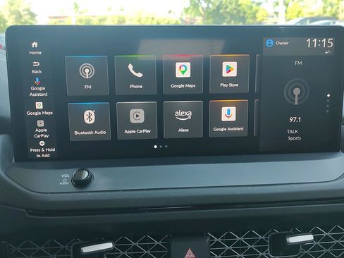 Used 2023 Honda Accord Touring image 11