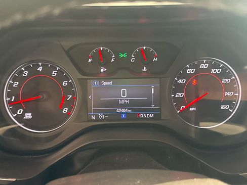 Used 2019 Chevrolet Camaro LT w/ Technology Package RWD image 31