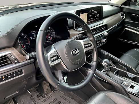 Used 2020 Kia Telluride EX FWD image 18