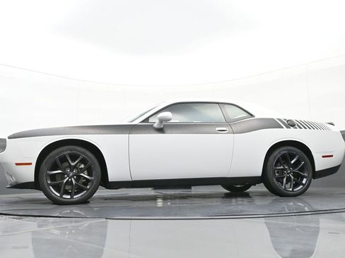 Used 2023 Dodge Challenger SXT w/ Plus Package image 48
