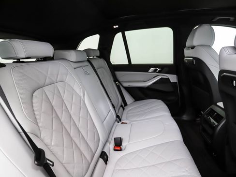 Certified 2026 BMW X5 xDrive40i AWD/4WD image 27