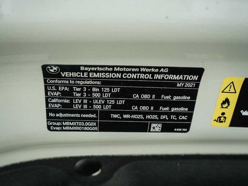 Used 2021 BMW X5 xDrive40i w/ Premium Package 2 AWD/4WD image 29