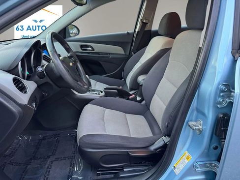 Used 2012 Chevrolet Cruze LS w/ Connectivity Package image 12