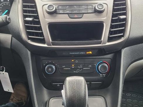 Used 2020 Ford Transit Connect XL image 30