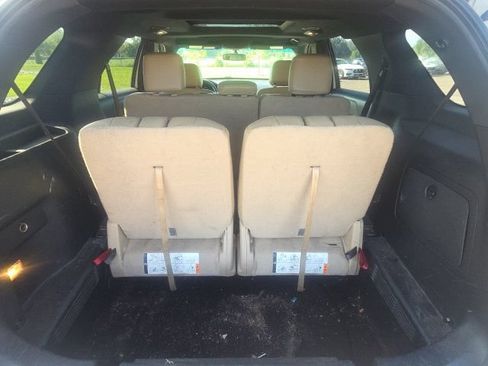 Used 2016 Ford Explorer XLT w/ Equipment Group 202A AWD/4WD image 11