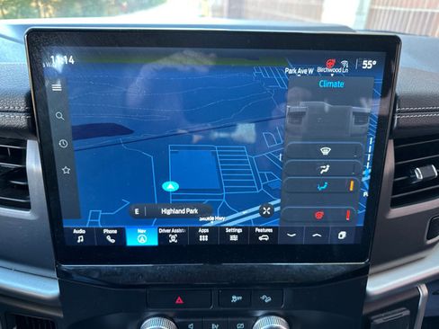 Used 2023 Ford Expedition Max XLT image 16