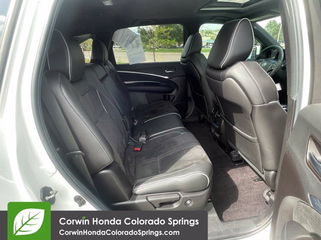 Used 2020 Acura MDX w/ Technology Package AWD/4WD image 30