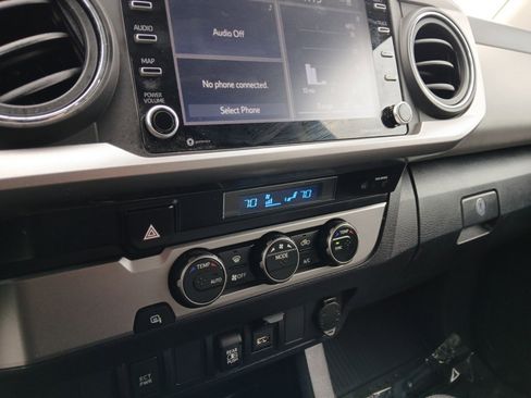 Used 2021 Toyota Tacoma SR5 image 21