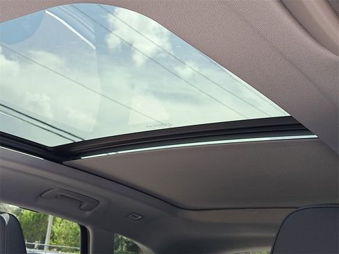 New 2025 Audi Q5 Premium Plus image 16