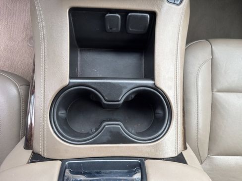 Used 2020 Chevrolet Traverse Premier w/ Redline Edition image 39