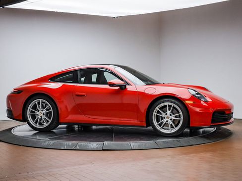 Used 2025 Porsche 911 Carrera T image 15