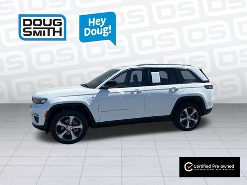 Used 2022 Jeep Grand Cherokee Limited 4xe image 2