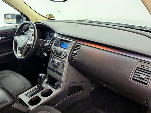 Used 2016 Ford Flex SE image 25