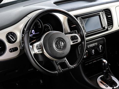 Used 2016 Volkswagen Beetle 1.8T SE image 12
