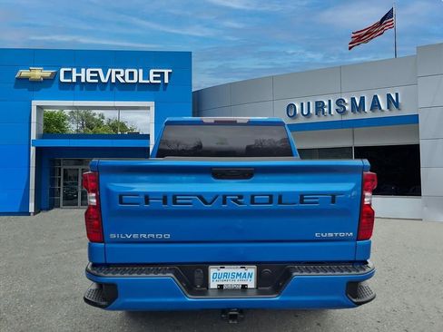 Used 2025 Chevrolet Silverado 1500 Custom w/ Turbomax Blackout Package image 4