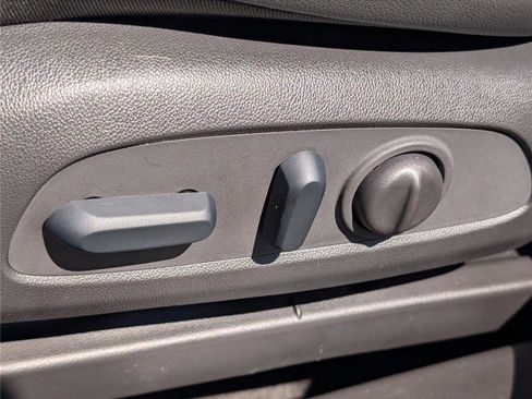 Used 2023 Buick Encore GX Preferred w/ Cold Weather Comfort Package image 19