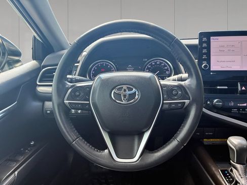 Used 2021 Toyota Camry XLE AWD/4WD image 13