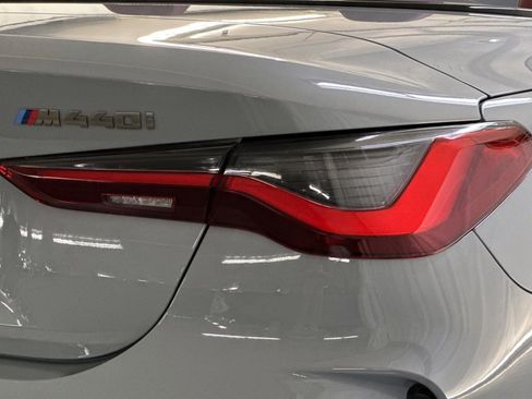 Used 2023 BMW M440i Convertible w/ Premium Package image 12