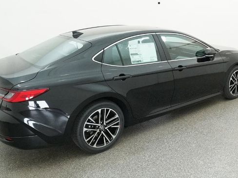 New 2026 Toyota Camry XLE image 12