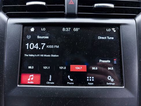 Used 2018 Ford Fusion SE w/ Equipment Group 201A image 24