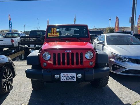 Used 2017 Jeep Wrangler Sport w/ Quick Order Package 24S AWD/4WD image 35