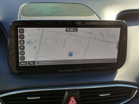 Used 2023 Hyundai Santa Fe SEL w/ Premium Package image 14