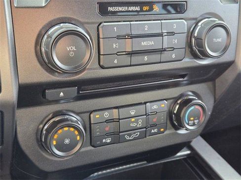 Used 2018 Ford F150 XLT w/ Equipment Group 302A Luxury image 18