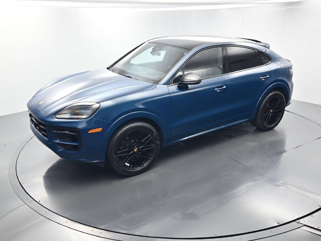 Certified 2024 Porsche Cayenne Coupe AWD/4WD image 34