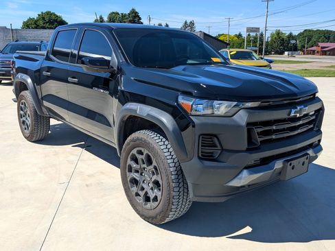 Used 2026 Chevrolet Colorado Trail Boss AWD/4WD image 5