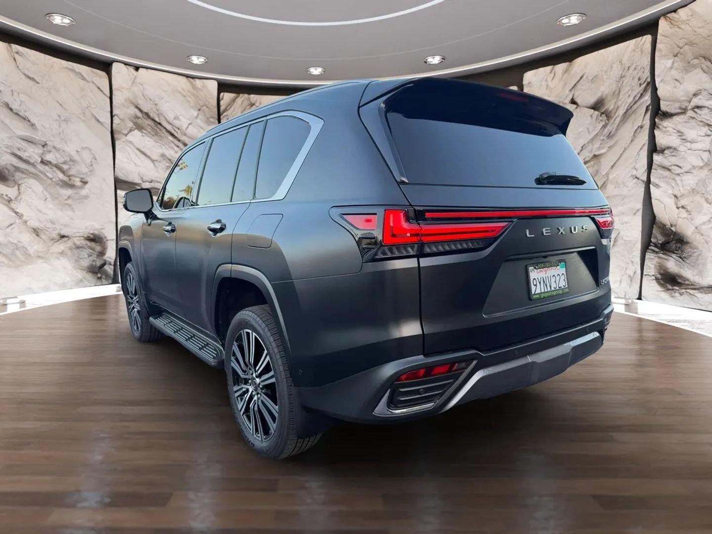 Used 2026 Lexus LX 700h Luxury w/ Accessory Package (Z1) AWD/4WD image 8