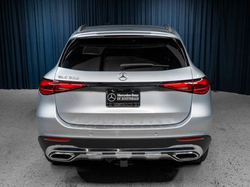 New 2025 Mercedes-Benz GLC 300 image 8