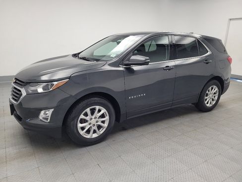 Used 2019 Chevrolet Equinox LT image 2