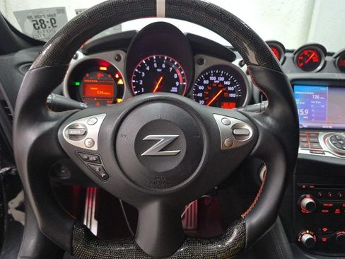 Used 2014 Nissan 370Z Touring w/ Sport Package RWD image 10