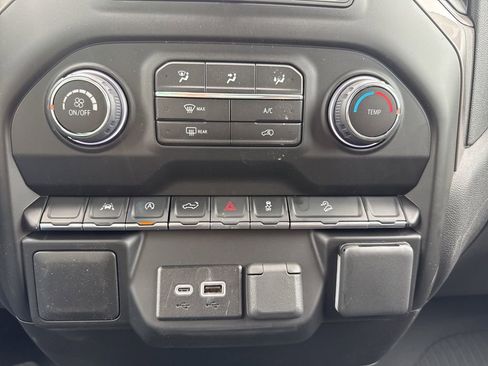 New 2026 Chevrolet Silverado 1500 Custom Trail Boss AWD/4WD image 39