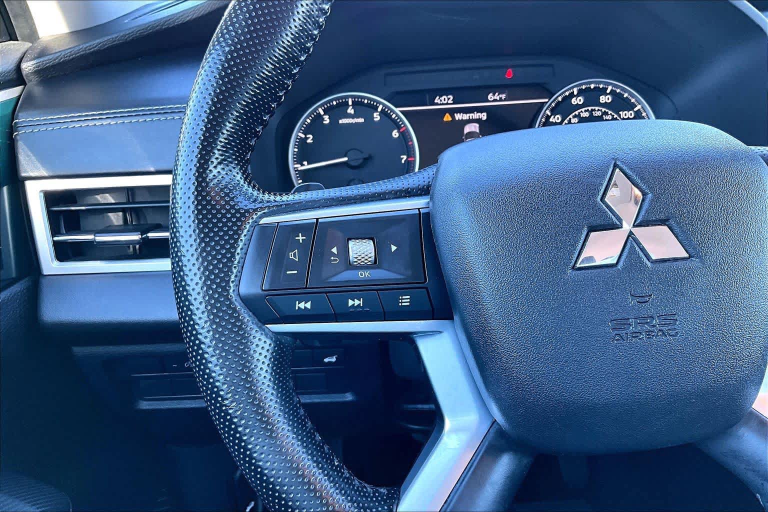 Used 2022 Mitsubishi Outlander SE AWD/4WD image 24