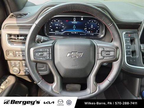 Used 2022 Chevrolet Tahoe RST w/ Luxury Package AWD/4WD image 15