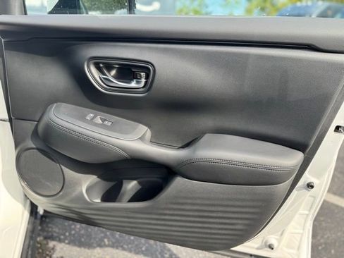 New 2026 Honda HR-V LX image 14