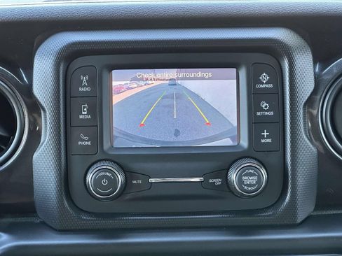 Used 2020 Jeep Wrangler Unlimited Sport AWD/4WD image 19