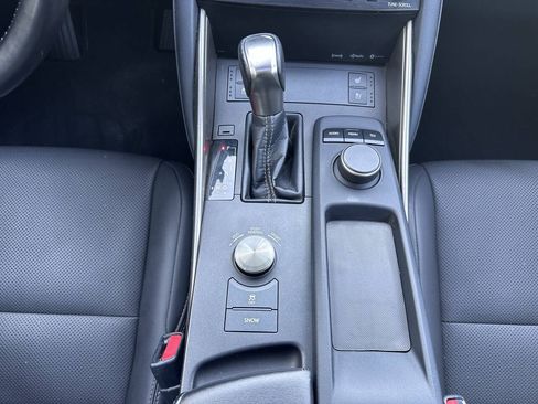 Used 2017 Lexus IS 300 AWD w/ Premium Package image 18