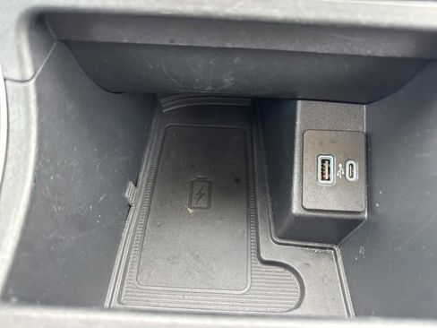 Used 2024 Ford Edge SEL w/ Convenience Package image 37