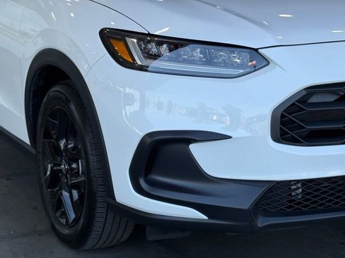 Used 2025 Honda HR-V Sport image 8