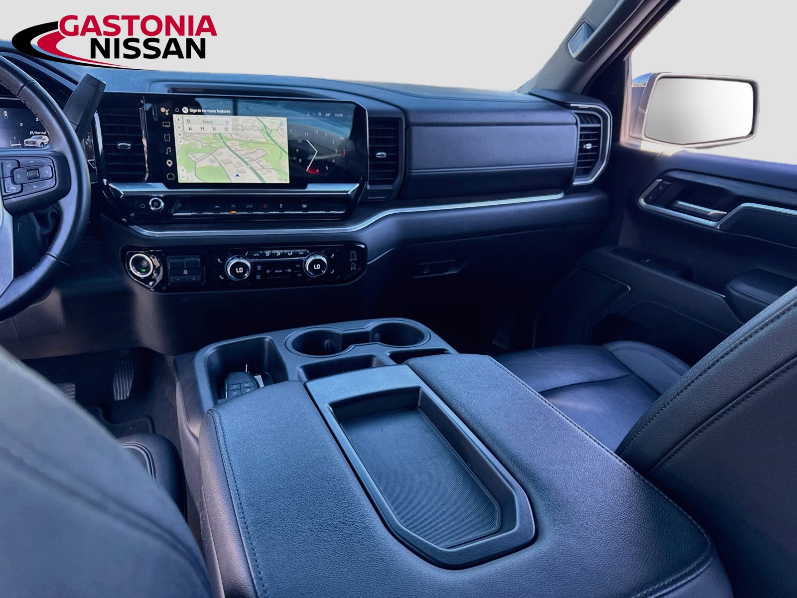 Used 2025 GMC Sierra 1500 SLT AWD/4WD image 31